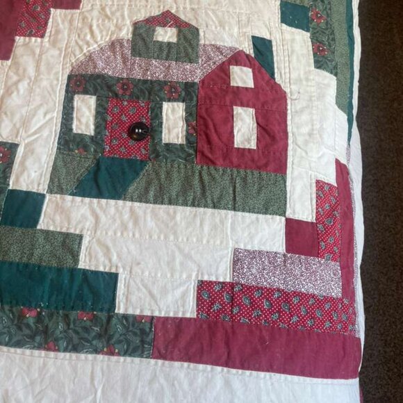 Handmade Patchwork Quilt – Log Cabin House Pattern with Button Details (79” x 79 - Picture 2 of 16